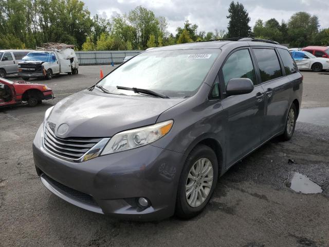 2011 Toyota Sienna XLE