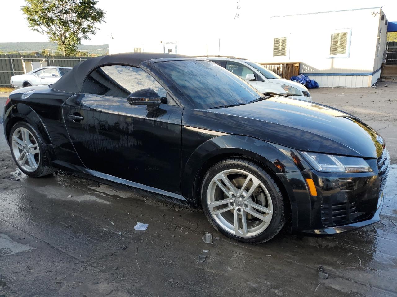 TRUT5CFV4J1011104 2018 Audi Tt