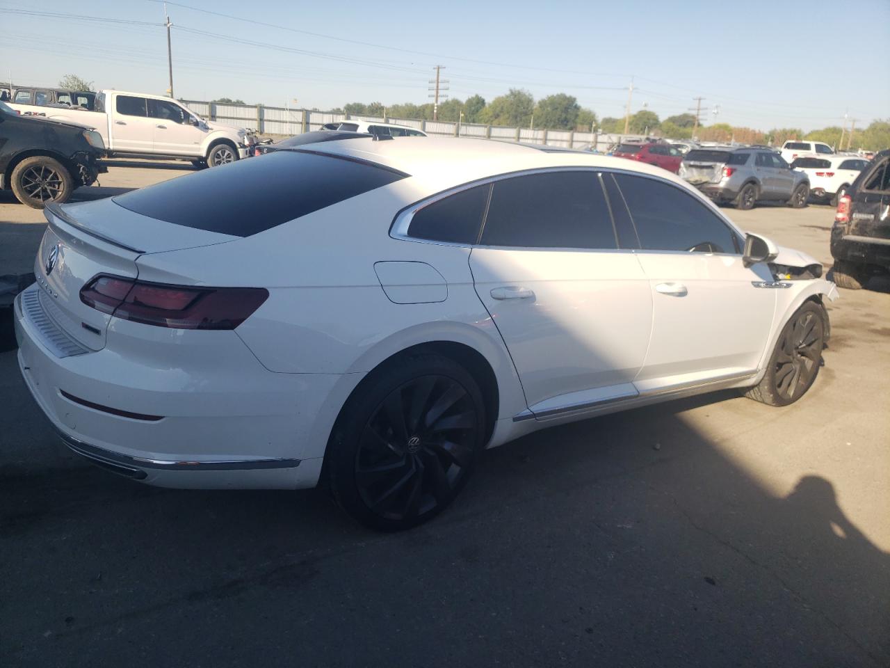 WVWSR7AN3KE025384 Volkswagen Arteon SEL 3