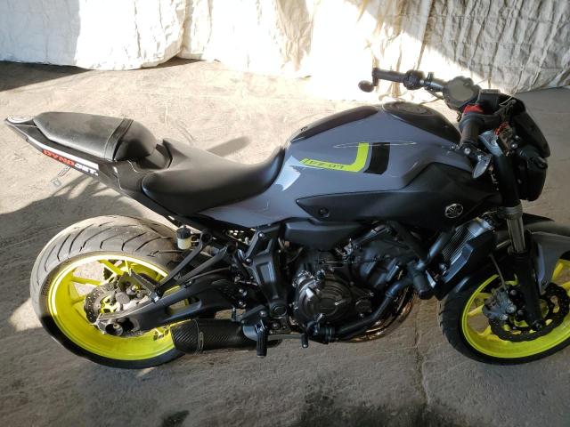 2016 YAMAHA FZ07 JYARM06E4GA010352