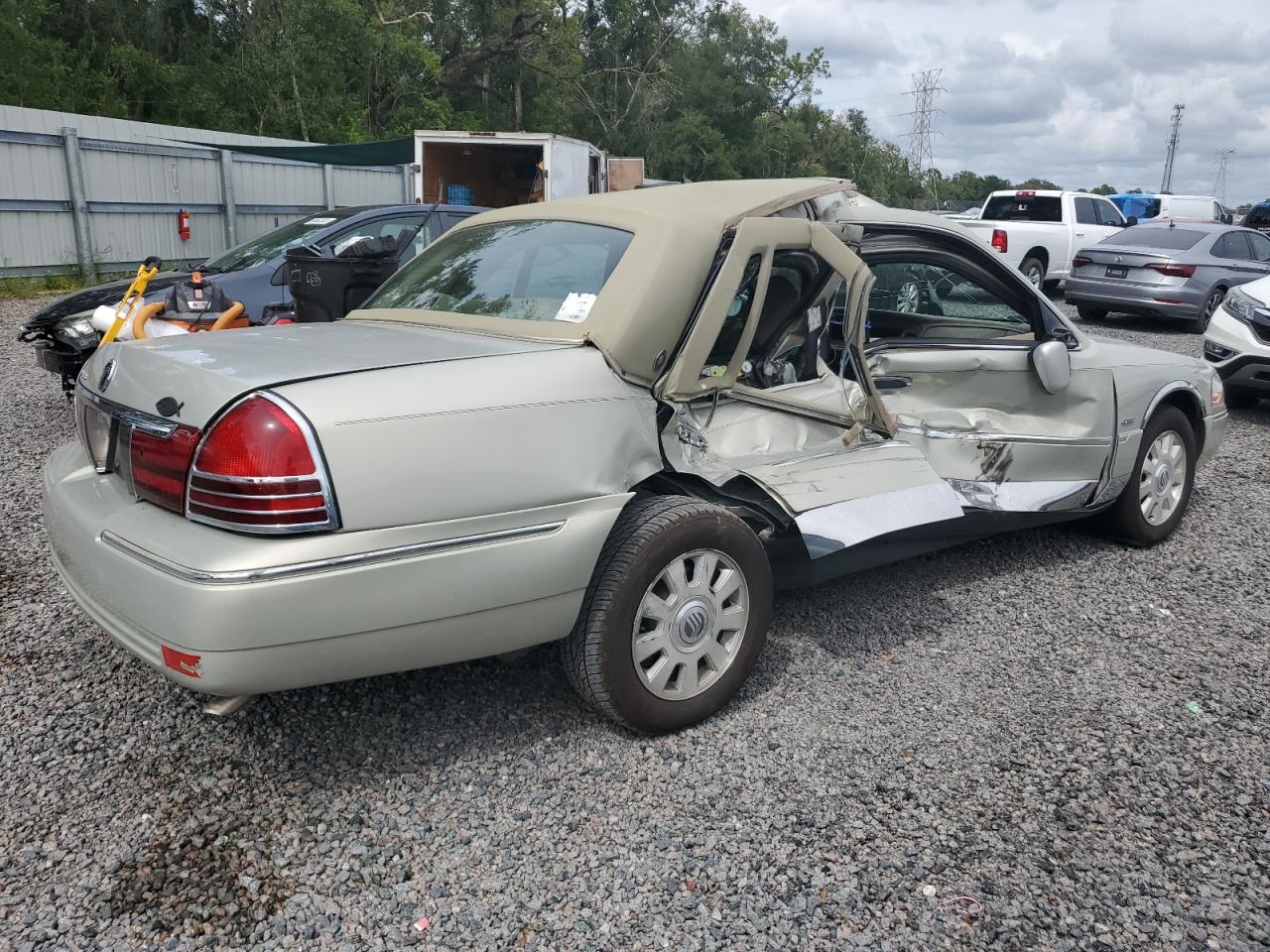 Lot #3291221958 2004 MERCURY GRAND MARQ