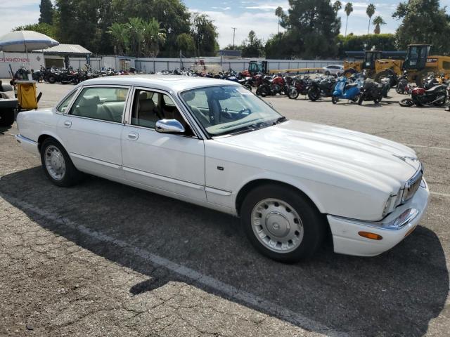 1998 Jaguar Vandenplas VIN: SAJKX624XWC841274 Lot: 69823643