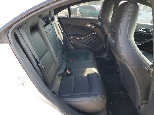WDDSJ4EB7JN600242 Mercedes-Benz CLA 250