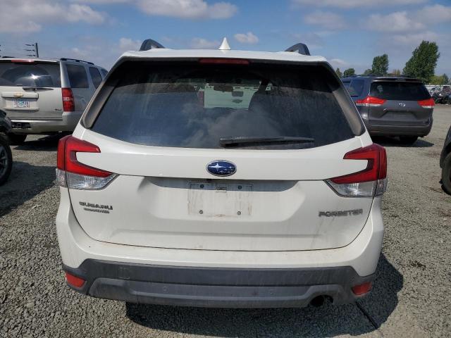 JF2SKAUC7KH538536 Subaru Forester Limited