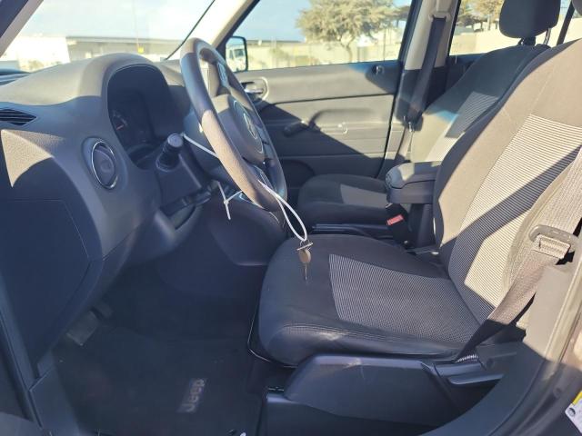 1C4NJPBB4HD200863 Jeep Patriot Sport