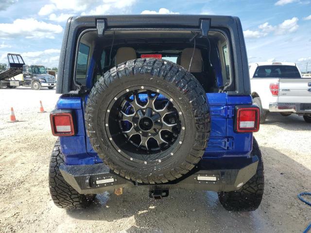 1C4HJXEN6JW320175 Jeep Wrangler Unlimited Sahara