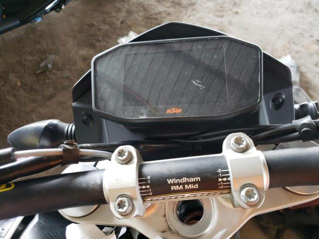 2018 KTM 690 DUKE - VBKLDV404JM718801