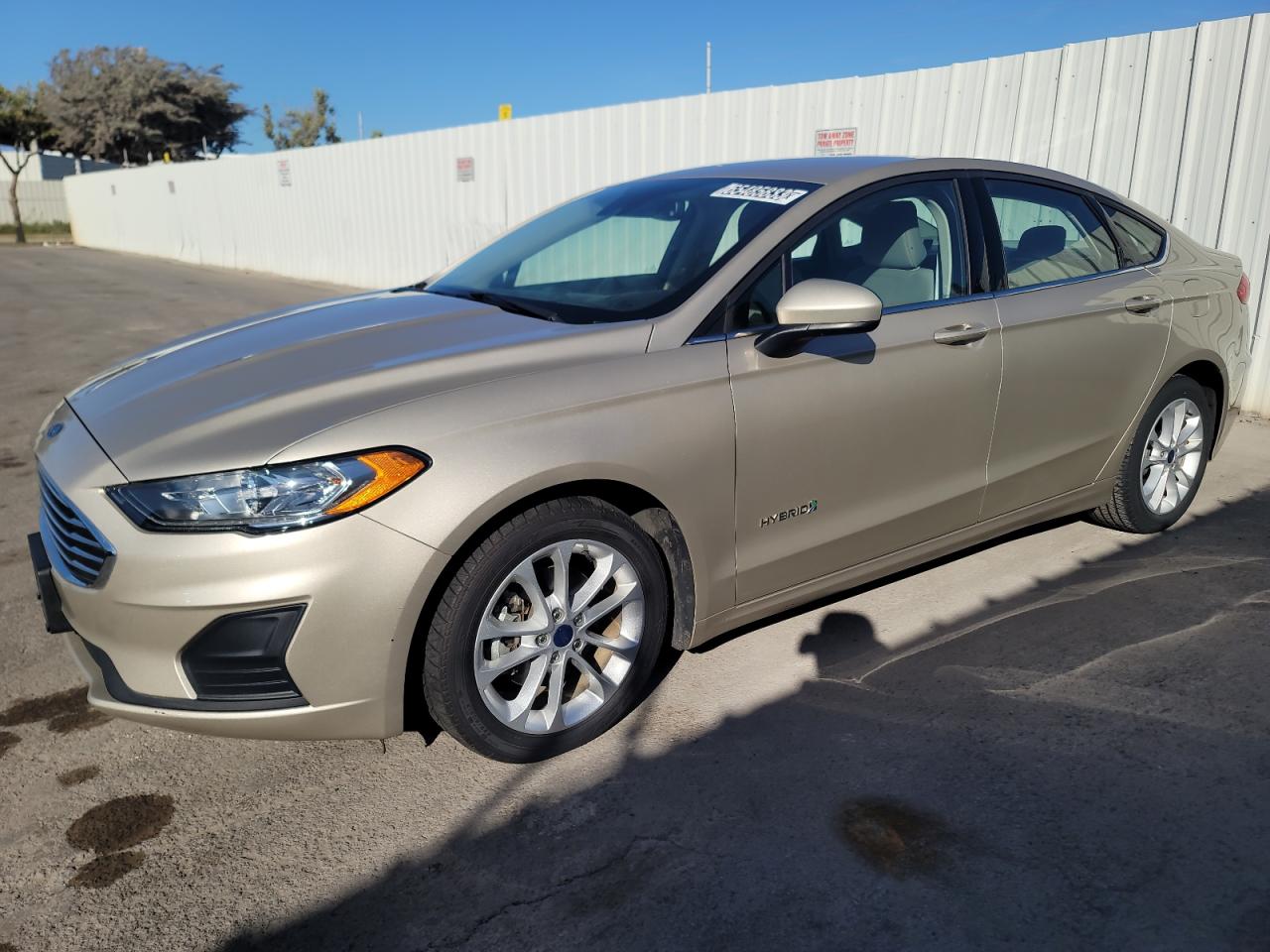 2019 FORD FUSION SE  (VIN: 3FA6P0LU7KR104708)