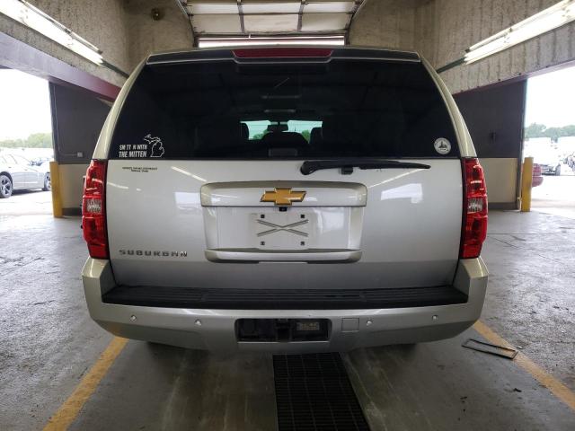 1GNSCJE08ER214002 Chevrolet Suburban C1500 Lt