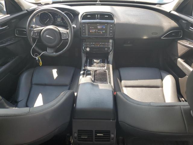 SAJAJ4FX2JCP24092 Jaguar XE PREMIUM