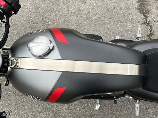 2022 TRIUMPH MOTORCYCLE THRUXTON R SMTD56HRXNTAV6580
