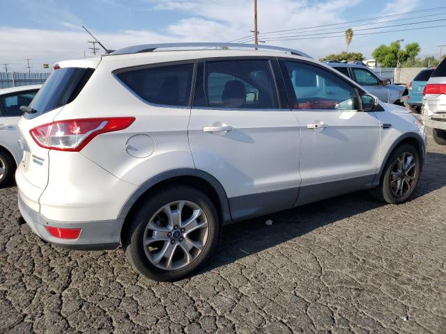 1FMCU0J92FUC90592 Ford Escape Titanium