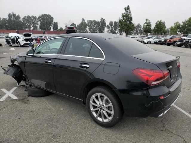 WDD3G4EB3KW002227 Mercedes-Benz A 220