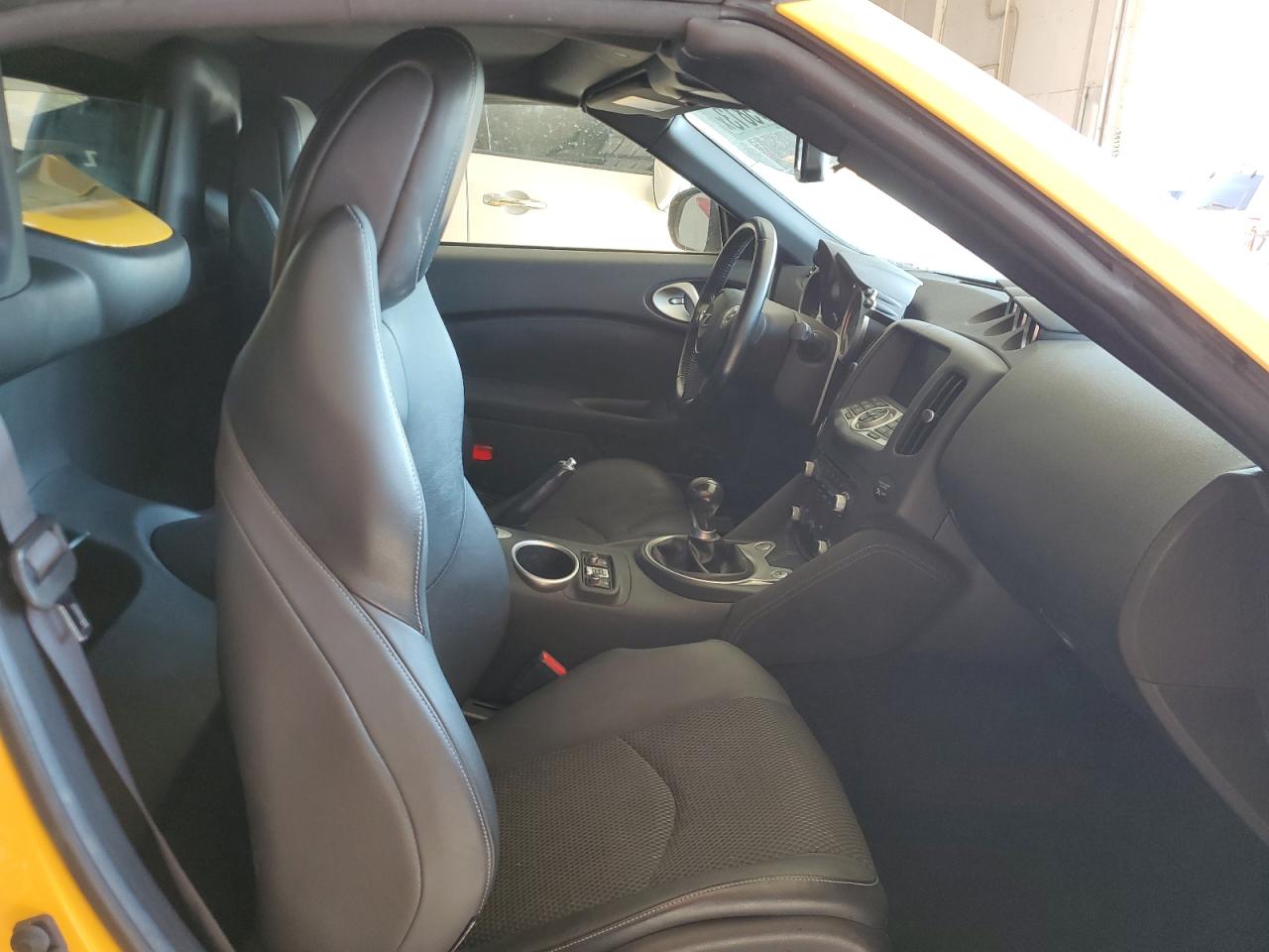 JN1AZ4FH3HM940279 2017 Nissan 370Z Base