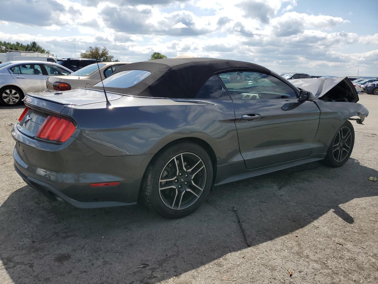 2020 Ford Mustang vin: 1FATP8UH6L5106523