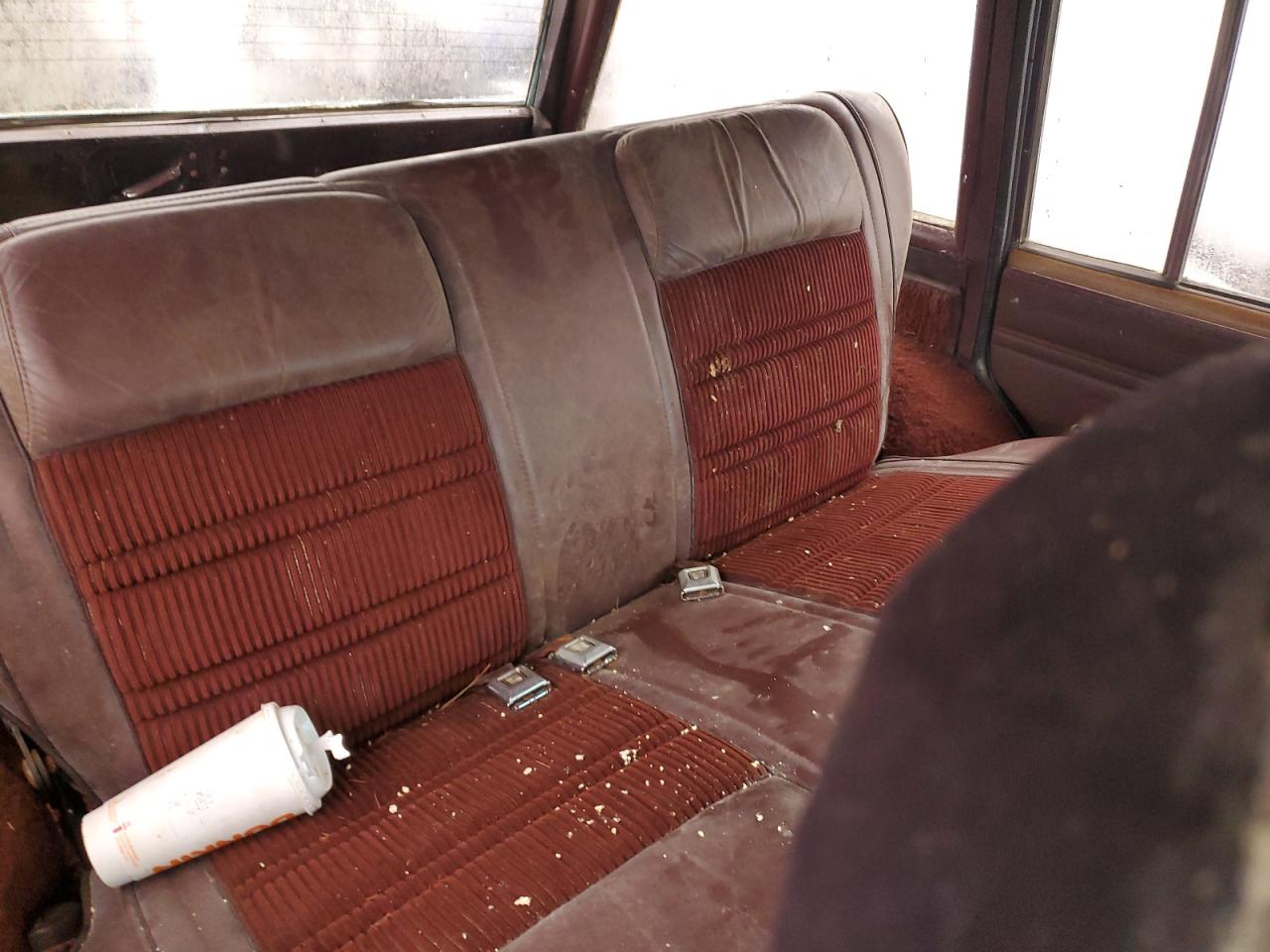 1J4GS5870LP503461 1990 Jeep Grand Wagoneer