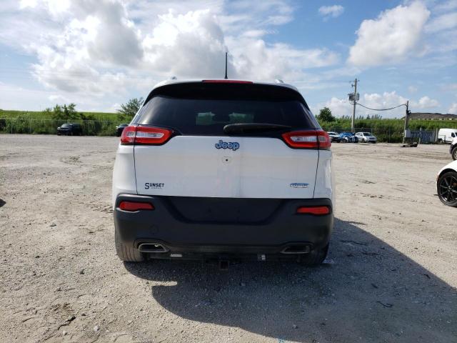 1C4PJLCX6JD524737 Jeep Cherokee Latitude
