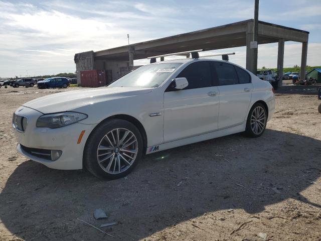 2011 BMW 5 Series Gran Turismo 550i