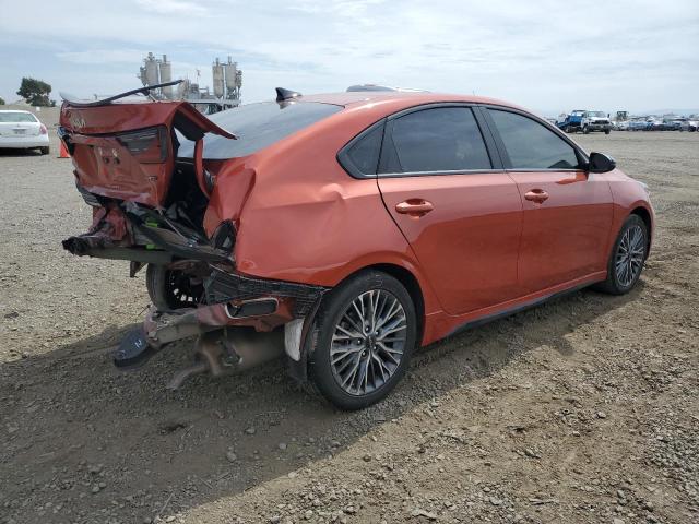 3KPF54AD3NE470980 KIA Forte Gt Line