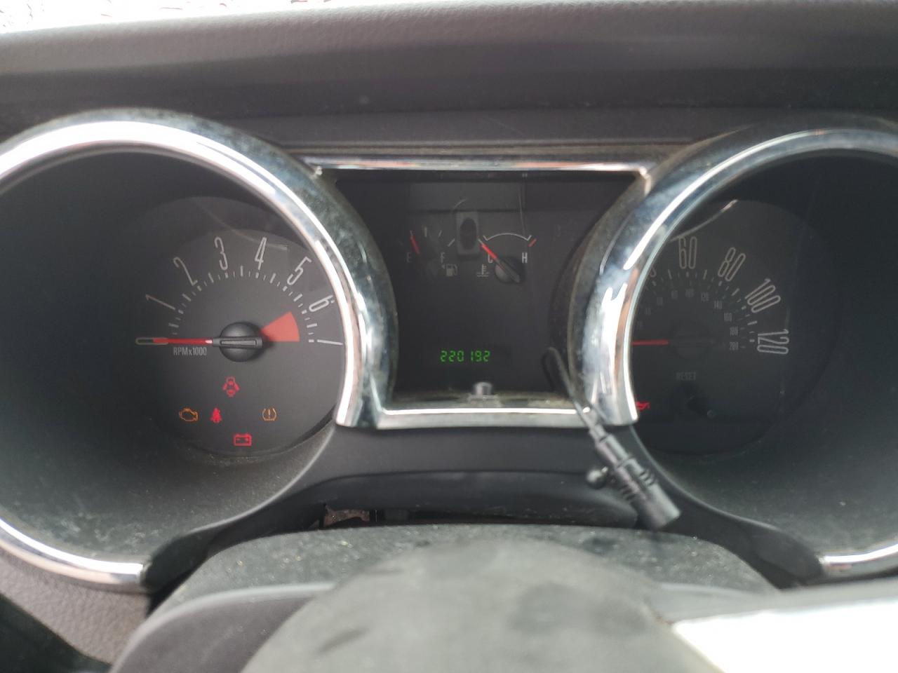 1ZVFT84N175262030 2007 Ford Mustang 1ZVFT84N175262030 2007 Ford Mustang