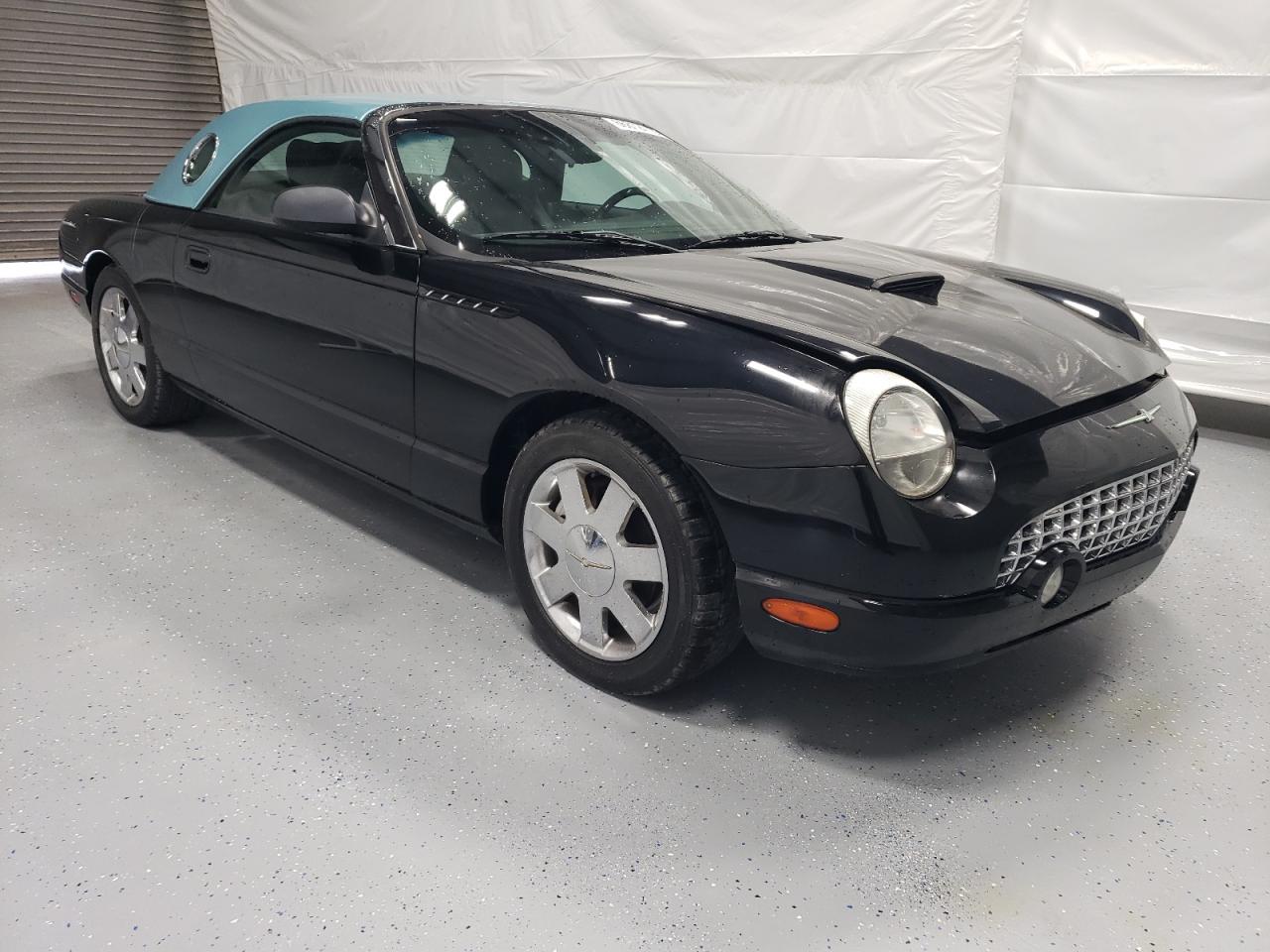 1FAHP60AX2Y115306 2002 Ford Thunderbird