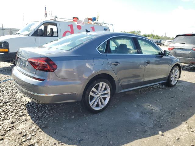 1VWBA7A30JC002139 2018 Volkswagen Passat Se