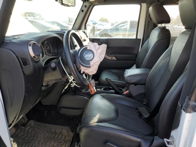 1C4AJWBG6GL276464 Jeep Wrangler Sahara