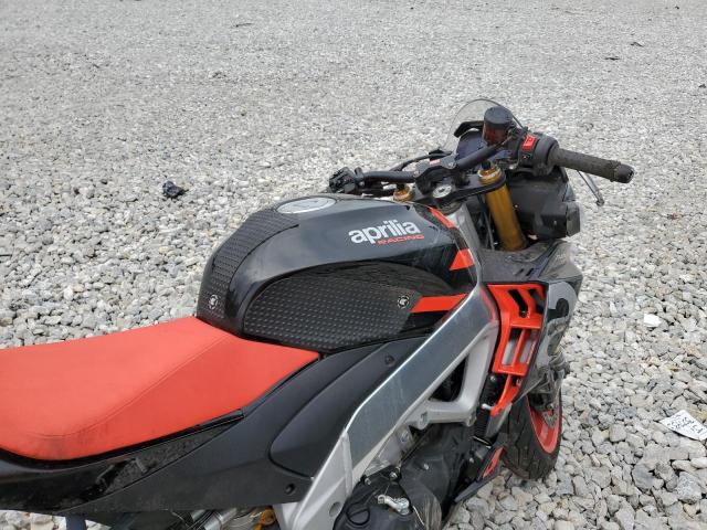 2021 APRILIA TUONO V4 F - ZD4KZUB0XMS000010