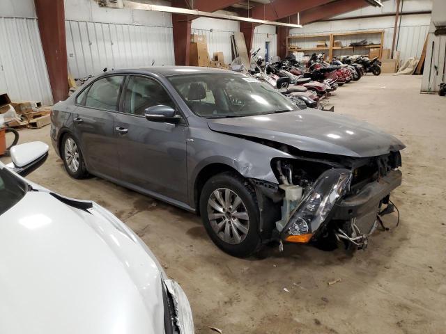 1VWAP7A31EC017636 Volkswagen PASSAT S