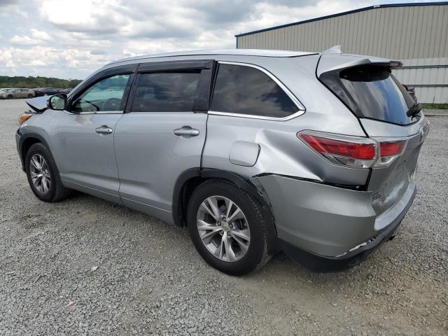 VIN 5TDKKRFH3FS066214 2015 Toyota Highlander, Xle no.2