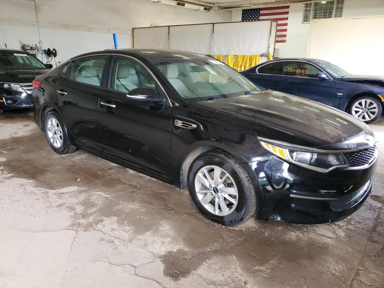 2018 Kia Optima Lx vin: 5XXGT4L37JG246675