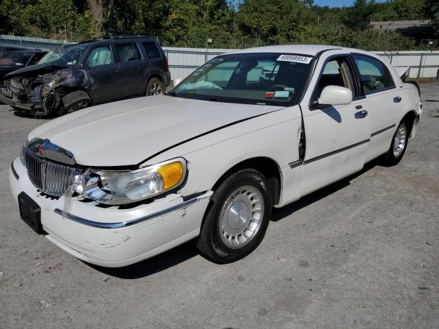 2001 Lincoln Town Car Executive