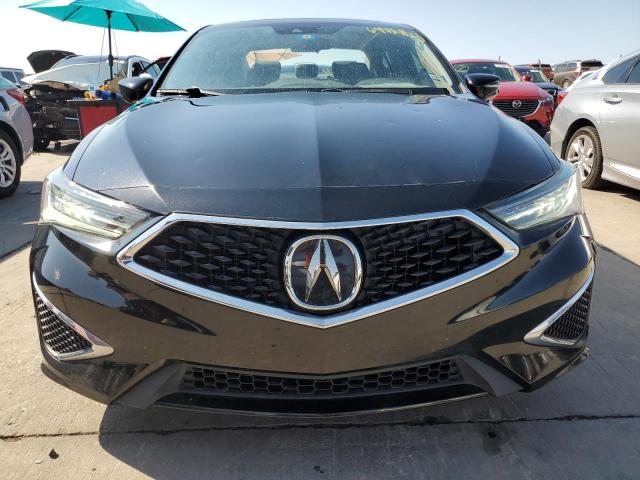 19UDE2F38LA008122 Acura ILX  5