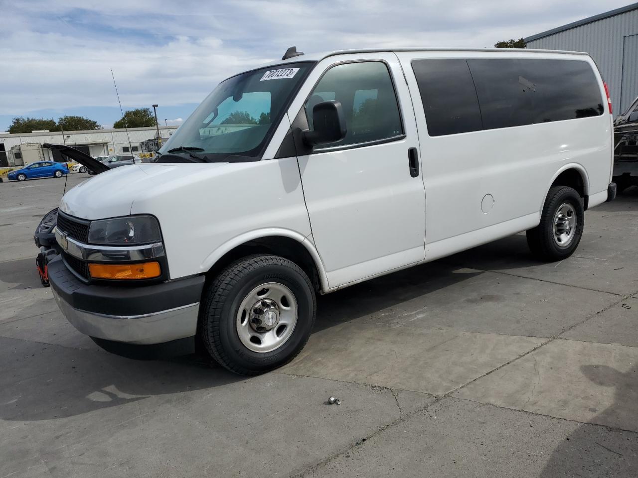 1GAZGMFP2J1258295 2018 Chevrolet Express G3500 Lt