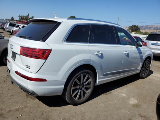 WA1LAAF72HD024187 2017 AUDI Q7, photo no. 3