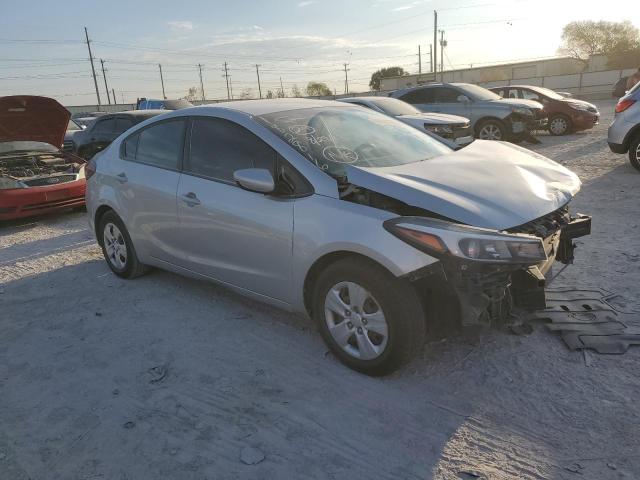 3KPFK4A7XHE069319 KIA FORTE LX