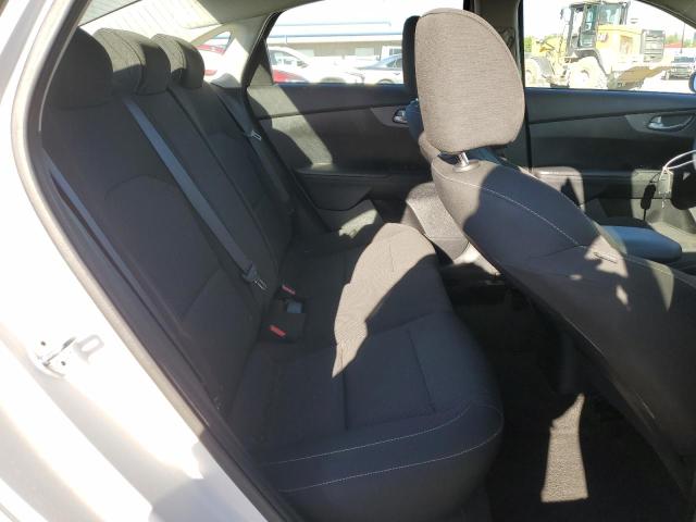 3KPF24ADXLE148665 KIA FORTE FE