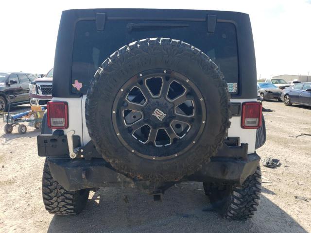 1C4BJWDG1GL320257 Jeep Wrangler Unlimited Sport