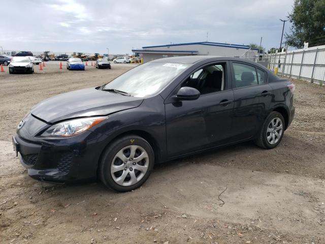 2013 Mazda Mazda3 i