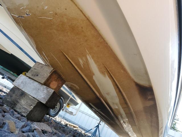 GLA41296K301 Auction: COPART Lot: 67483563 Location: ME - WINDHAM GLA41296K301 GLAS BOAT 2004 BLACK Photo 9