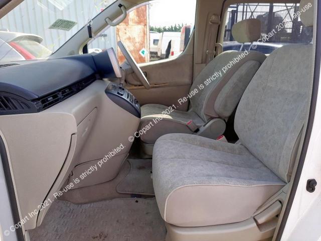 E51021640 Auction: COPART UK Lot: 66807813 Location: PETERLEE E51021640 NISSAN ELGRAND 2003 WHITE Photo 5