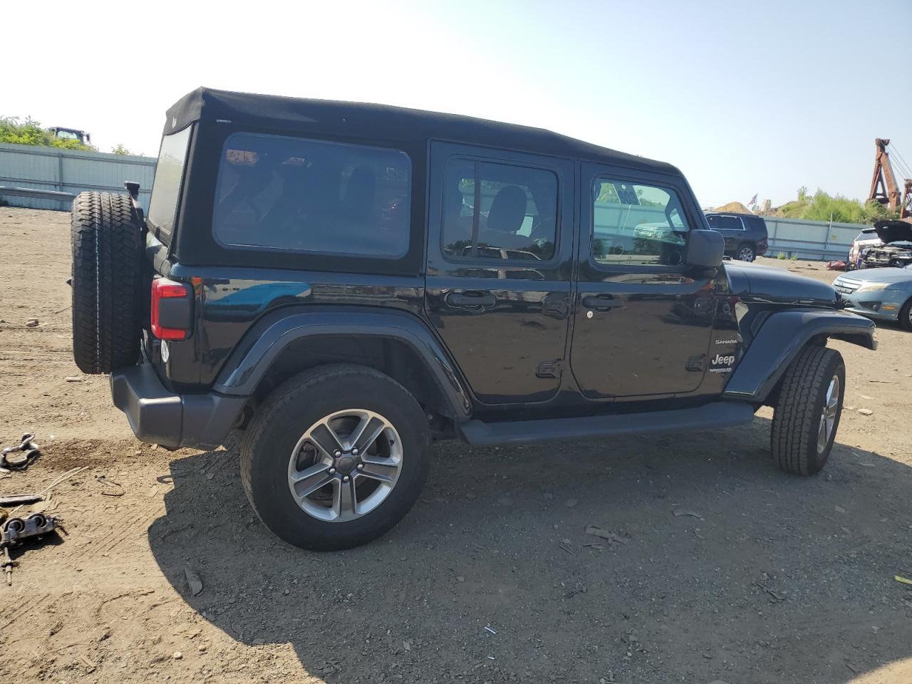 1C4HJXEN3LW285209 Jeep Wrangler U 3