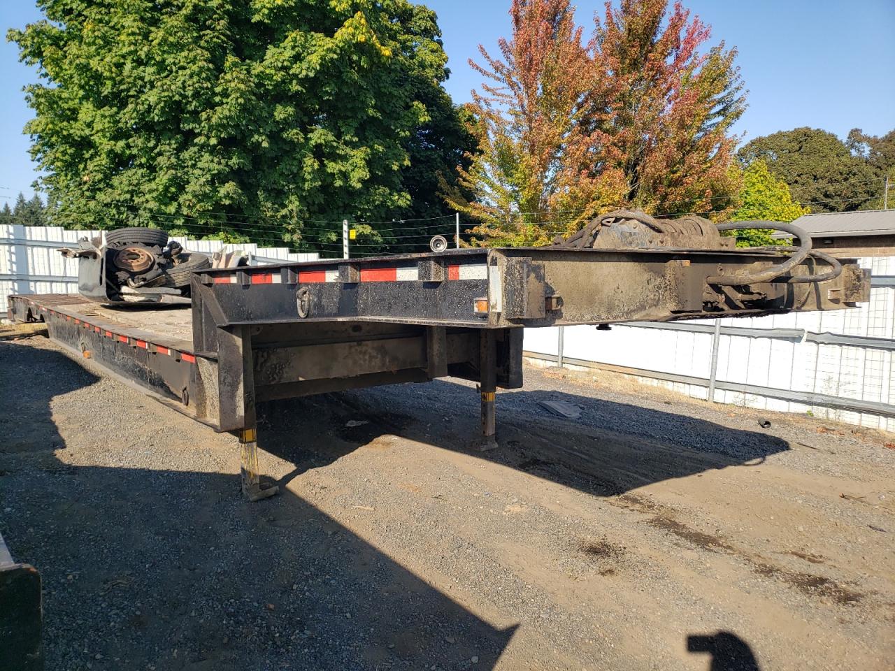 1996 TRAIL KING FLAT BED for Sale OR PORTLAND SOUTH Tue. Dec 26