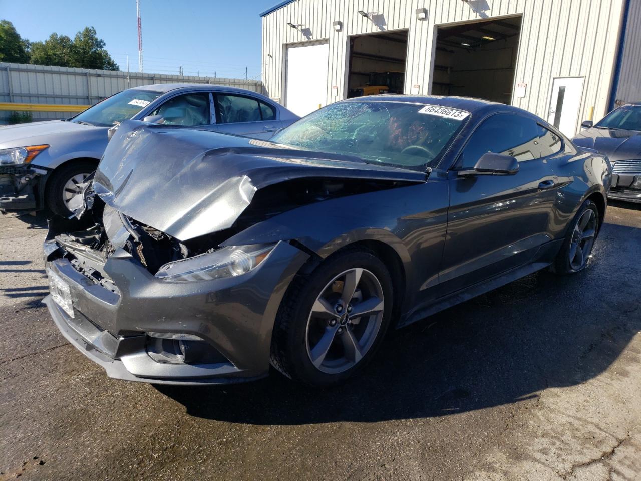 1FA6P8AM3F5402487 2015 Ford Mustang 1FA6P8AM3F5402487 2015 Ford Mustang