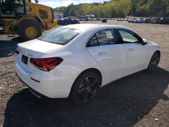 W1K3G4FBXNJ375930 Mercedes-Benz A 220 4matic