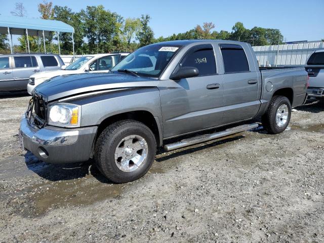 2005 Dodge Dakota 