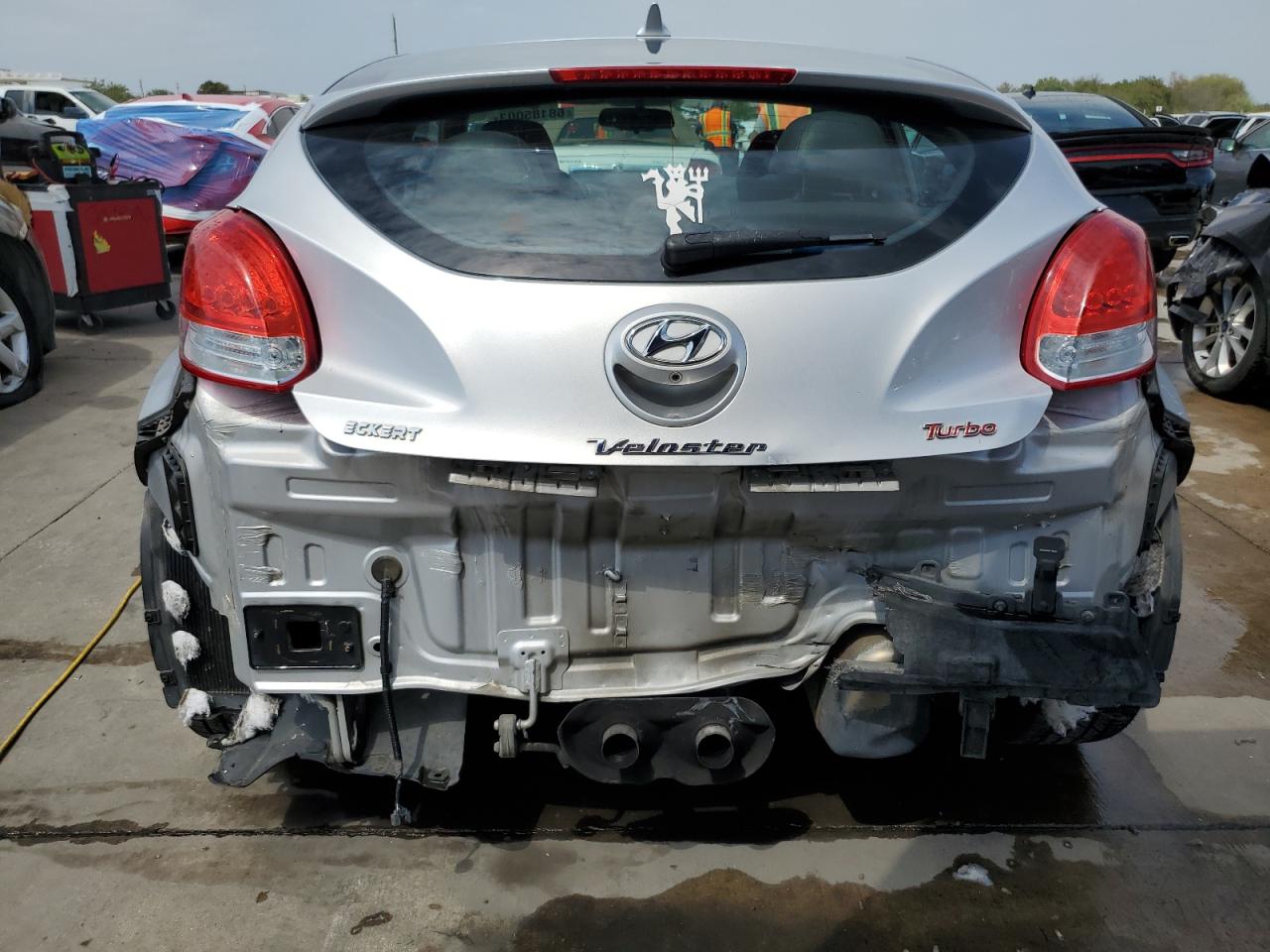 KMHTC6AE5GU265254 2016 Hyundai Veloster Turbo