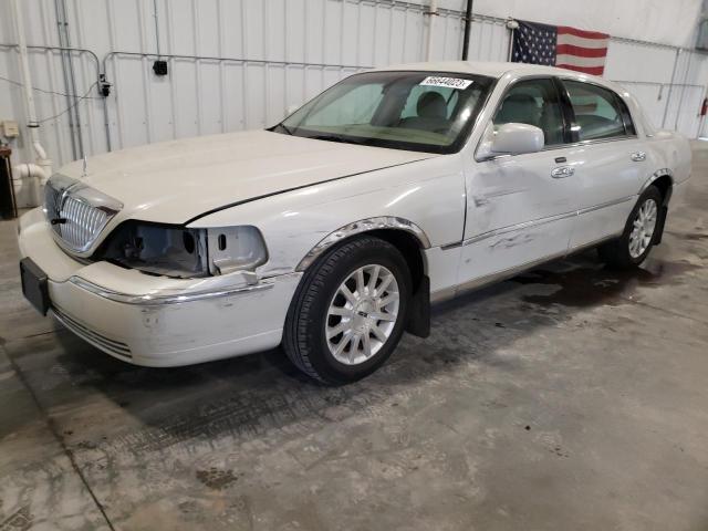 2007 Lincoln Town Car Signature