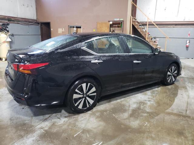 1N4BL4DV9NN391680 Nissan Altima SV 3