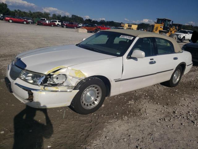 2002 Lincoln Town Car Executive